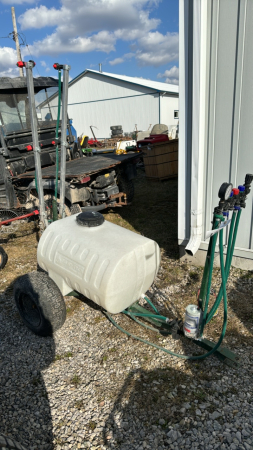 30 Gallon Estate Sprayer