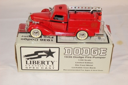 1936 Dodge Fire Pumper Bank (Milverton) 1/28