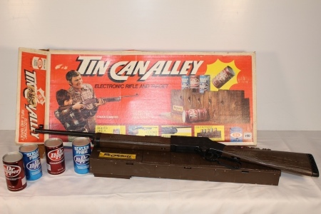 Tin Can Alley Electronic Rifle and Target In Box