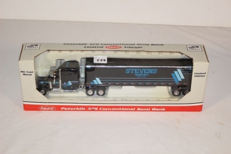 Stevens Transport Semi 1/64