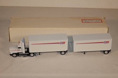 Epic Express Semi With Pup Trailers 1/64