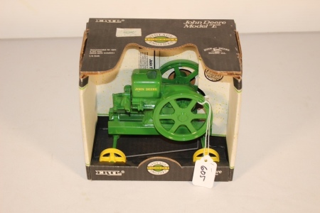 JD Model "E" Gas Engine 1/6