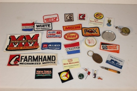 Old Badges, Buttons and Magnets