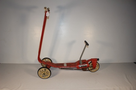 Roller Jeter Scooter With Hand Brake, 30" Tall