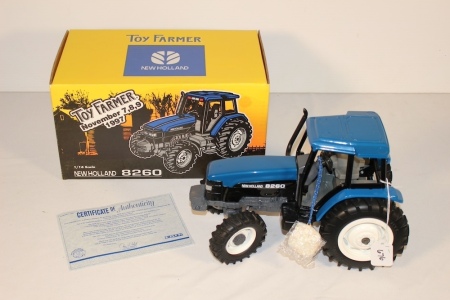 NH 8260, Toy Farmer 1997, 1/16