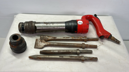 Pneumatic Chipping Hammer with Bits