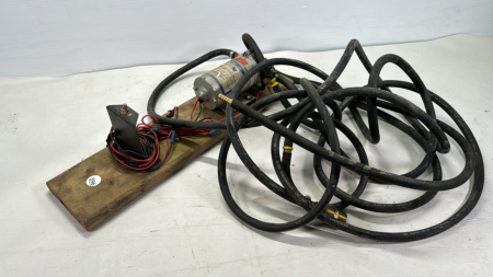 Diaphragm Pump with Hose