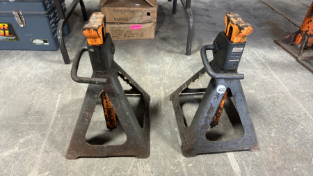 Pair of Blue Point Heavy Duty Vehicle Stand