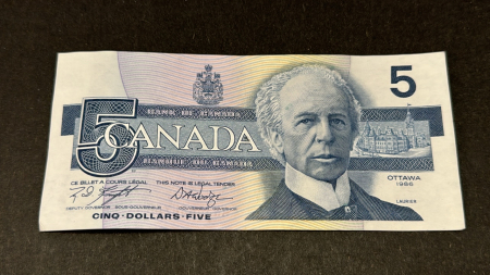 1986 Canadian Five Dollar Bill