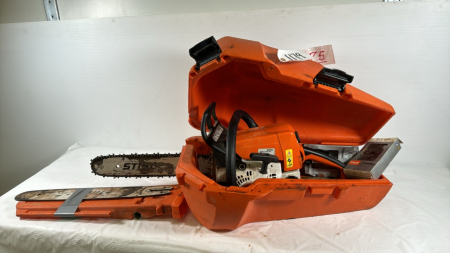 MS250 C Chain Saw with Extra Chain & Bar