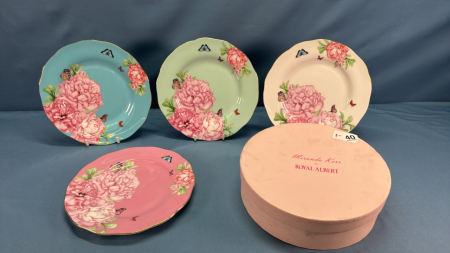 (4)8" Miranda Kerr for Royal Albert Plates