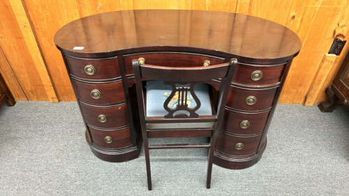 Taylor Made American Dbl Pedestal Desk