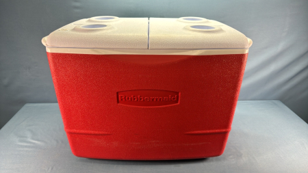 Rubbermaid Double Lid Cooler