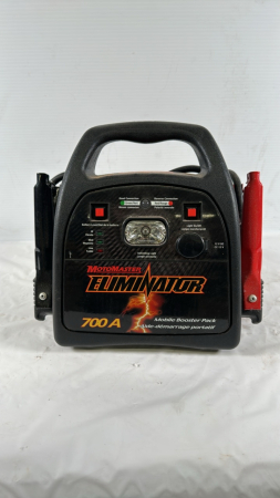 Motomaster 700 Amp Jumper Box