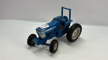 Ford 7710 1/16 Ertl