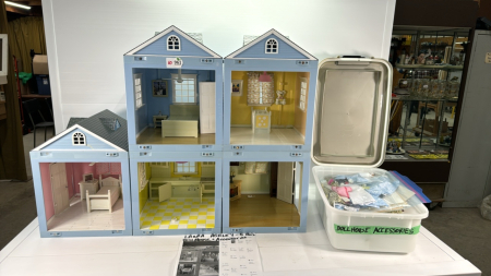 5 Room Laura Ashley Doll House with Accessories