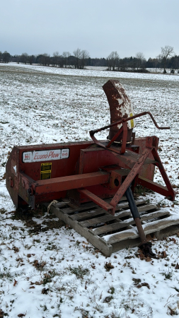 McKee 78in Single Auger Snowblower