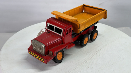 Tin Dump Truck