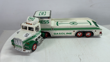 Hess Plastic Car Hauler