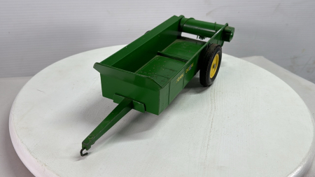 John Deere Manure Spreader