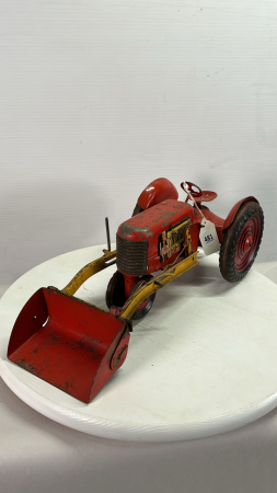 Tin Tractor w/Loader