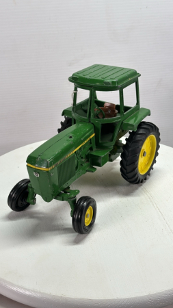 John Deere Tractor