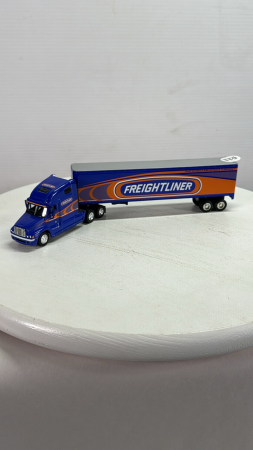 Freightliner Semi