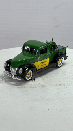 John Deere 1944 Pickup