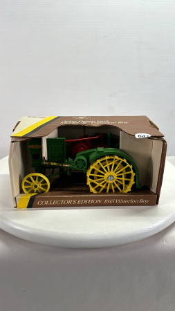 John Deere R Waterloo Boy Tractor