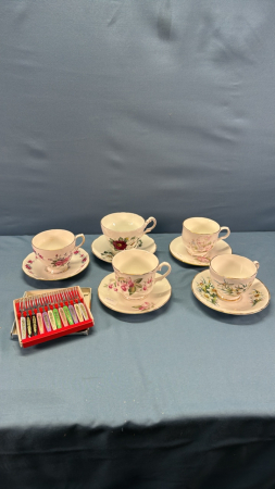 (5) Cups & Saucers