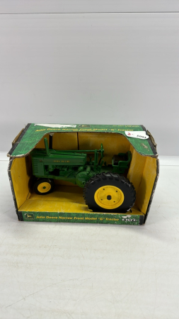 John Deere Narrow Front Model "G" Tractor