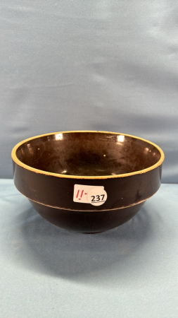 10" Wide Shilling Crock