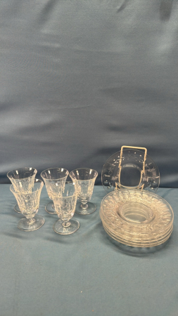 (8) 6" Underplates & (5) 3.5" Juice Glasses