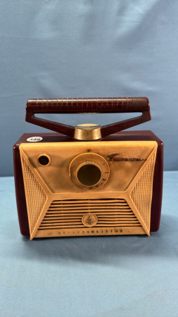 Emerson Transistor Radio in Bakelight Case