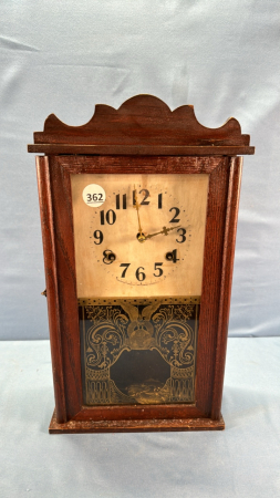 Waterbury Shelf Clock w/Pendelem & Key