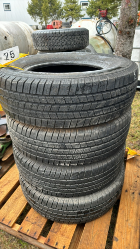 4 Michelin LT245/75R17 Tires -No Rims