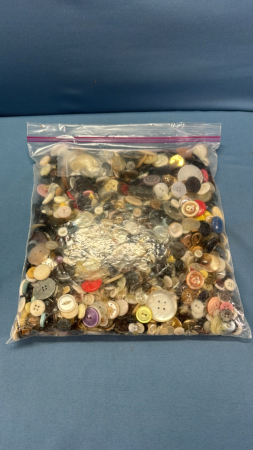 Large Quantity of Buttons