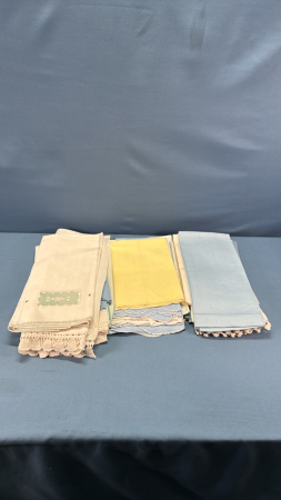 Approx. 15 Linen Guest Towels