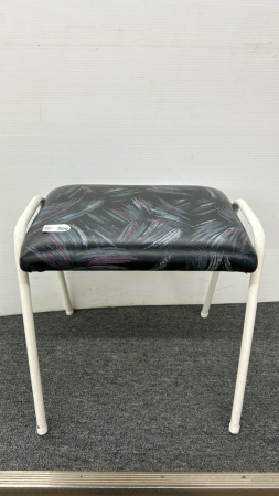 Single Stool