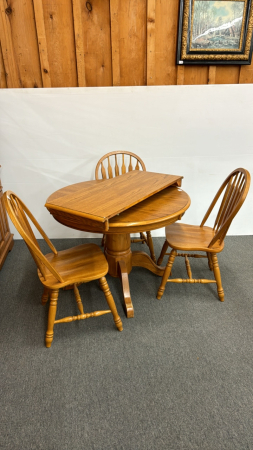 Round Oak Centre Pedestal Table w/3 chairs&18"Leaf