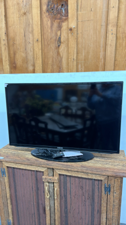 Samsung 40" Television with Remote