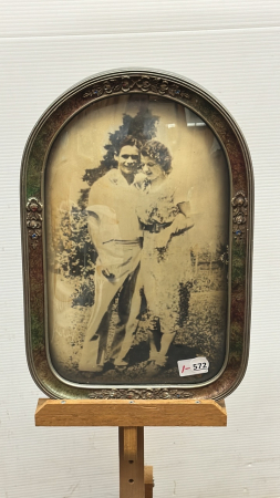 Vintage Couple in Ornate Frame