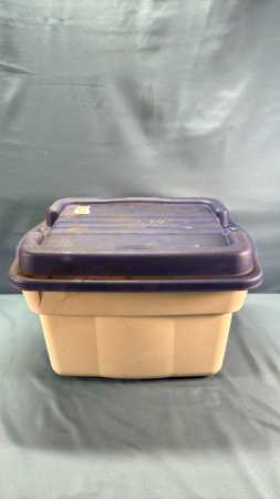 17 Litre Plastic Tote with Lid