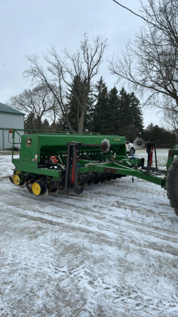John Deere 750 15ft Seed Drill