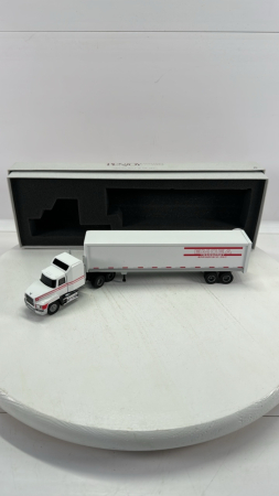 Emcea Transport (Springfield, ON) Mack Semi
