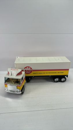 Mack Tools GMC Semi
