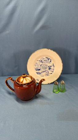 Two Tone China Tea Pot & Pair of Salt & Peppers