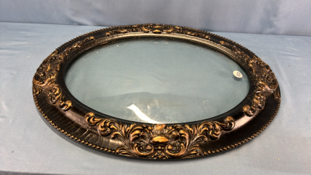 Oval Picture Frame with Convex Glass
