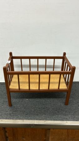 Dolls Bed