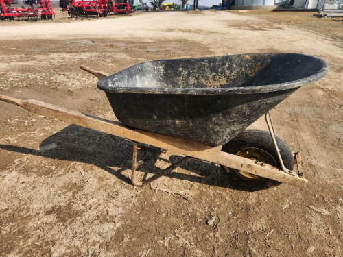 Poly Wheelbarrow